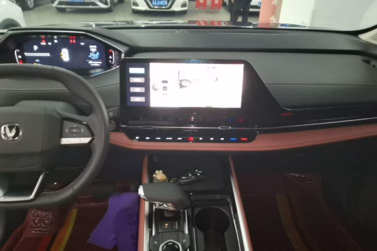 Used CHANGAN CS55PLUS 2024 3rd Generation 1.5T DCT Prestige Model Audio And AC Panel