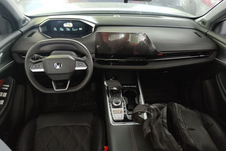 Used CHANGAN CS55PLUS 2024 3rd Generation 1.5T DCT Prestige Model Center Console