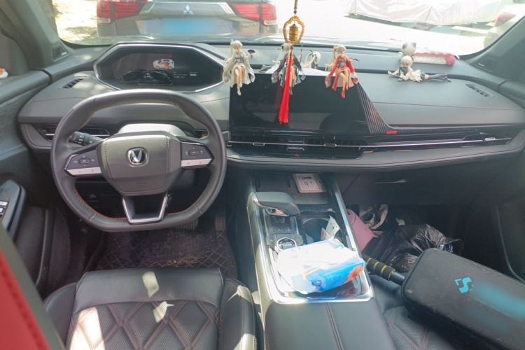Used CHANGAN CS55PLUS 2024 3rd Generation 1.5T DCT Prestige Model Center Console
