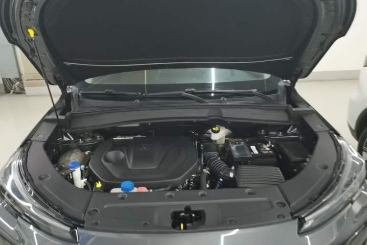Used CHANGAN CS55PLUS 2024 3rd Generation 1.5T DCT Prestige Model Engine Bay