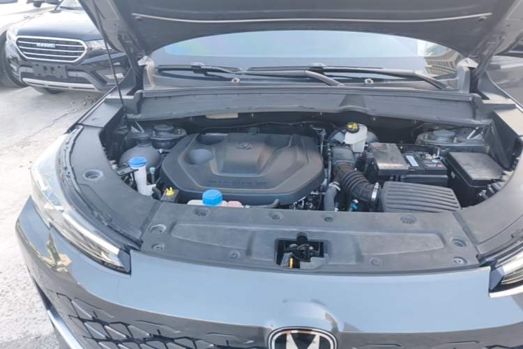 Used CHANGAN CS55PLUS 2024 3rd Generation 1.5T DCT Excellence Model Engine Bay