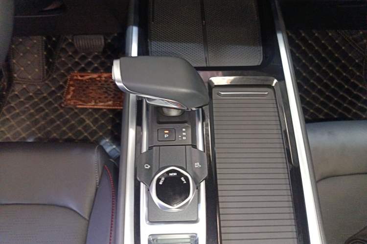 Used CHANGAN CS55PLUS 2024 3rd Generation 1.5T DCT Excellence Model Gear Lever
