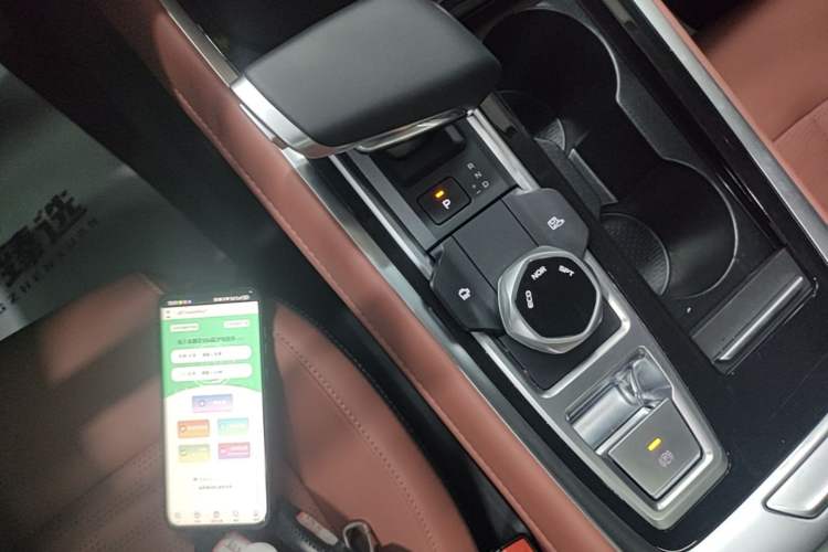 Used CHANGAN CS55PLUS 2024 3rd Generation 1.5T DCT Excellence Model Gear Lever
