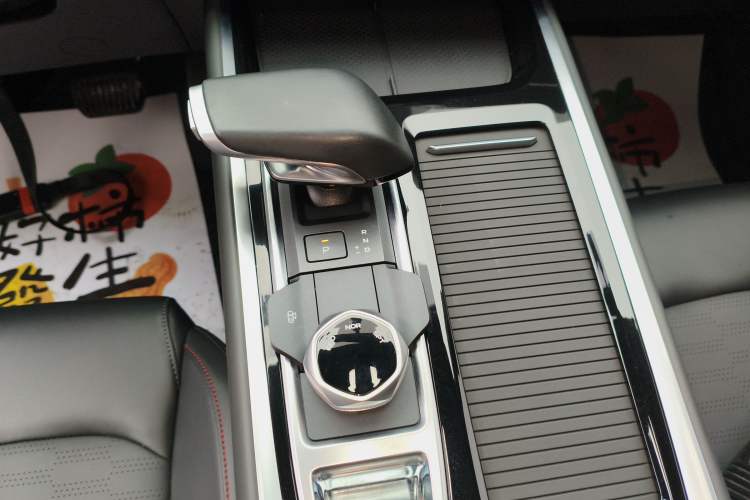 Used CHANGAN CS55PLUS 2024 3rd Generation 1.5T DCT Light-Year Edition Gear Lever