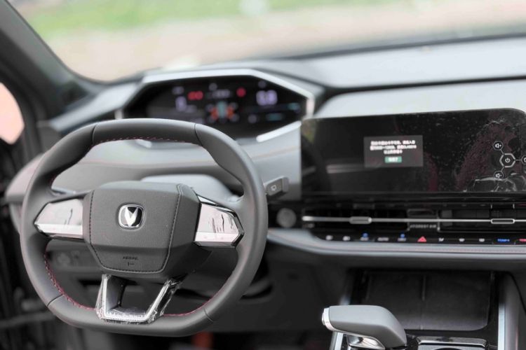 Used CHANGAN CS55PLUS 2024 3rd Generation 1.5T DCT Excellence Model Interior 2