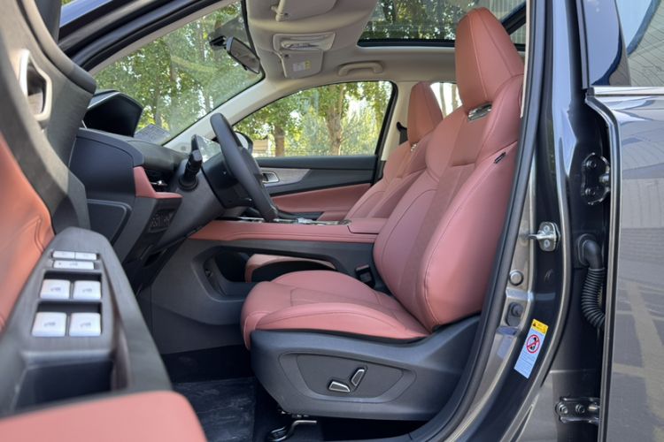 Used CHANGAN CS55PLUS 2024 3rd Generation 1.5T DCT Excellence Model Interior 5