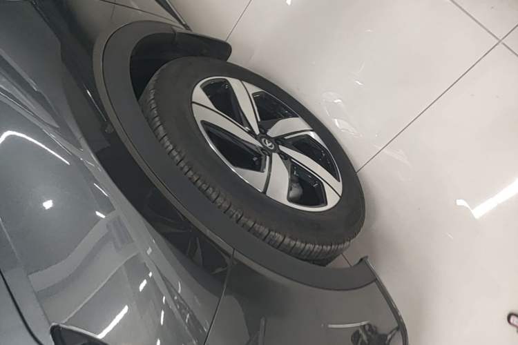Used CHANGAN CS55PLUS 2024 3rd Generation 1.5T DCT Excellence Model Left Front Wheel Hub