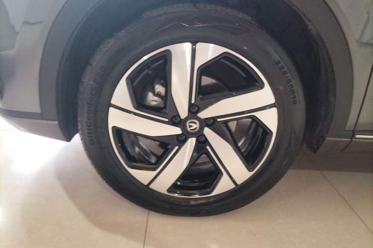 Used CHANGAN CS55PLUS 2024 3rd Generation 1.5T DCT Excellence Model Left Front Wheel Hub