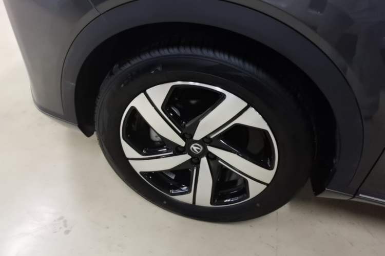 Used CHANGAN CS55PLUS 2024 3rd Generation 1.5T DCT Excellence Model Left Front Wheel Hub