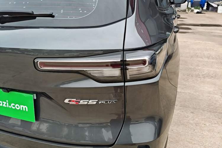 Used CHANGAN CS55PLUS 2024 3rd Generation 1.5T DCT Light-Year Edition Right Rear Taillight
