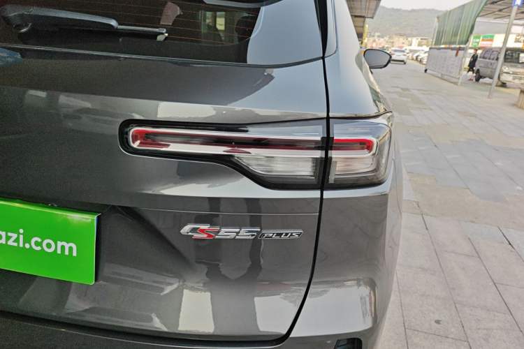 Used CHANGAN CS55PLUS 2024 3rd Generation 1.5T DCT Light-Year Edition Right Rear Taillight