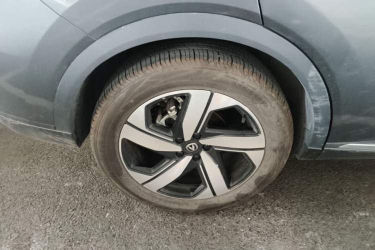 Used CHANGAN CS55PLUS 2024 3rd Generation 1.5T DCT Prestige Model Right Rear Wheel Hub