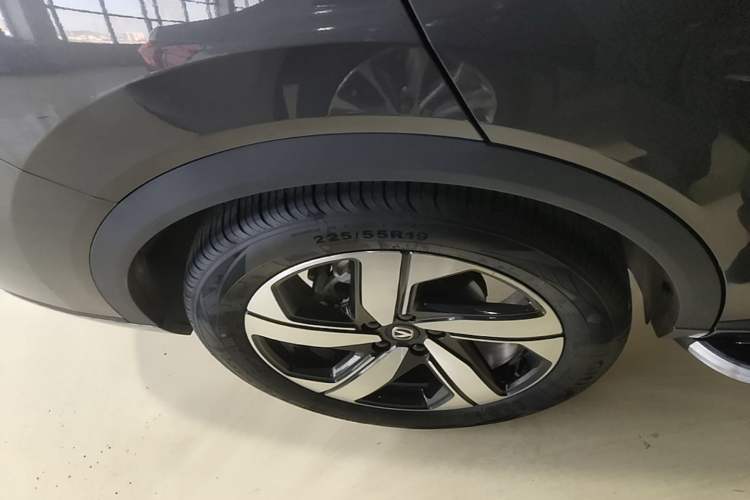 Used CHANGAN CS55PLUS 2024 3rd Generation 1.5T DCT Prestige Model Right Rear Wheel Hub