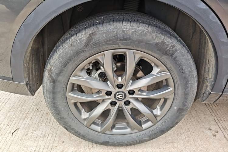 Used CHANGAN CS55PLUS 2024 3rd Generation 1.5T DCT Light-Year Edition Right Rear Wheel Hub