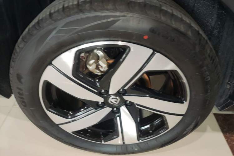Used CHANGAN CS55PLUS 2024 3rd Generation 1.5T DCT Excellence Model Right Rear Wheel Hub