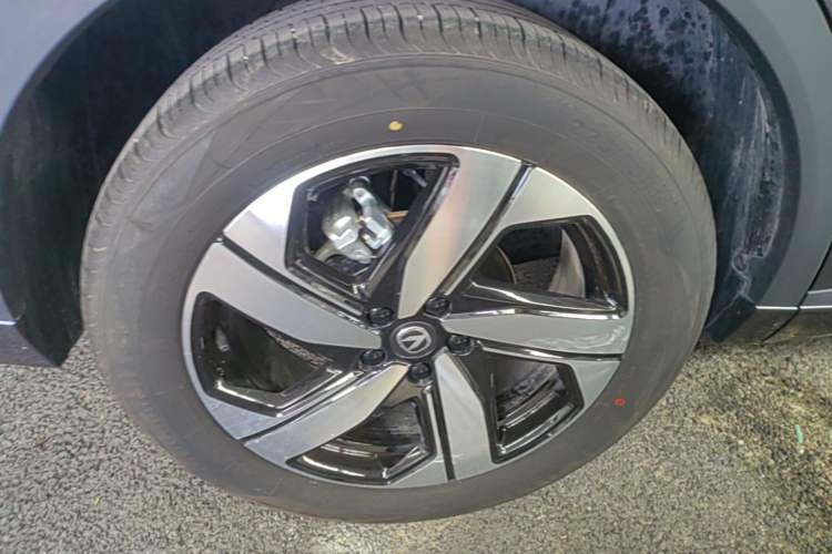 Used CHANGAN CS55PLUS 2024 3rd Generation 1.5T DCT Excellence Model Right Rear Wheel Hub