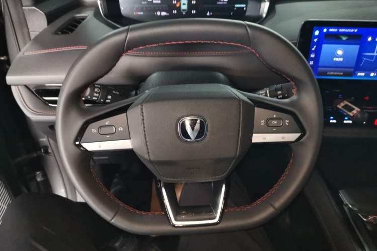 Used CHANGAN CS55PLUS 2024 3rd Generation 1.5T DCT Excellence Model Steering Wheel