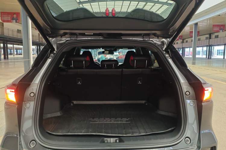 Used CHANGAN CS55PLUS 2024 3rd Generation 1.5T DCT Prestige Model Trunk