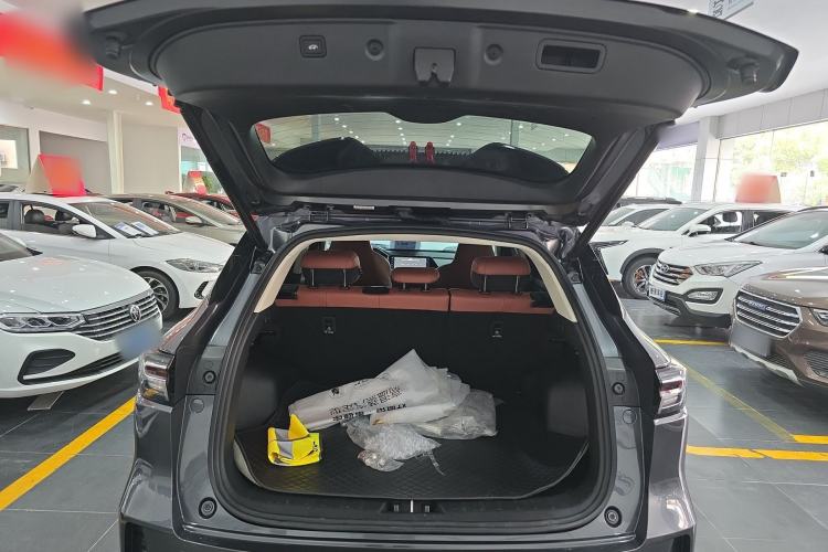 Used CHANGAN CS55PLUS 2024 3rd Generation 1.5T DCT Prestige Model Trunk