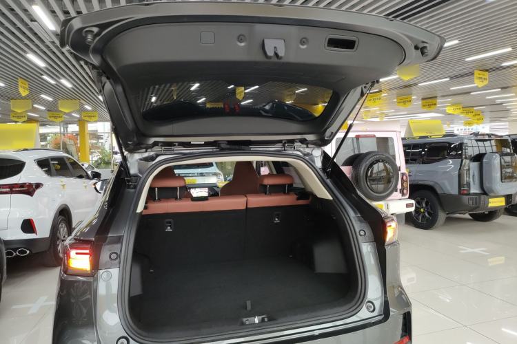 Used CHANGAN CS55PLUS 2024 3rd Generation 1.5T DCT Excellence Model Trunk