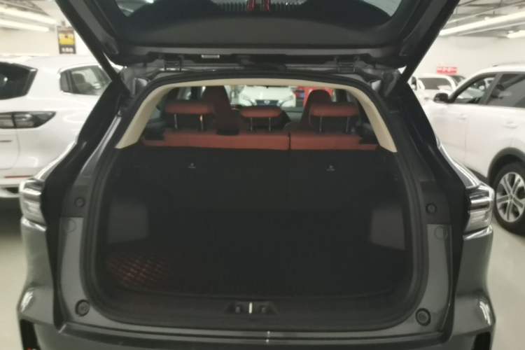 Used CHANGAN CS55PLUS 2024 3rd Generation 1.5T DCT Prestige Model Trunk