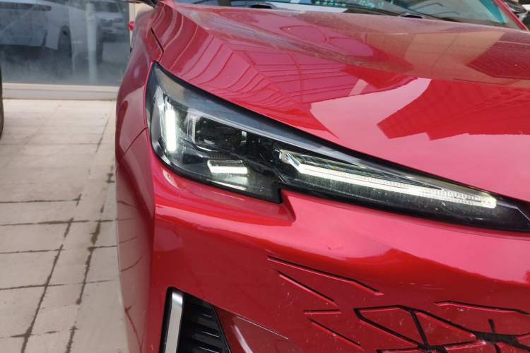 Used CHANGAN CS55PLUS 2024 3rd Generation 1.5T DCT Prestige Model Right Front Headlight