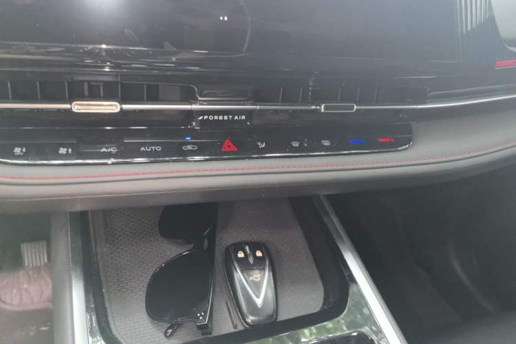 Used CHANGAN CS55PLUS 2024 3rd Generation 1.5T DCT Prestige Model Audio And AC Panel