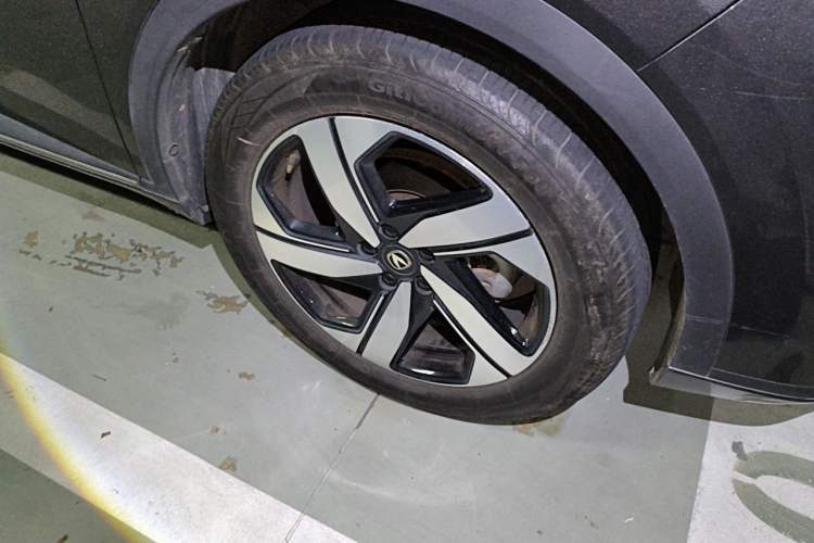 Used CHANGAN CS55PLUS 2024 3rd Generation 1.5T DCT Prestige Model Right Front Wheel Hub