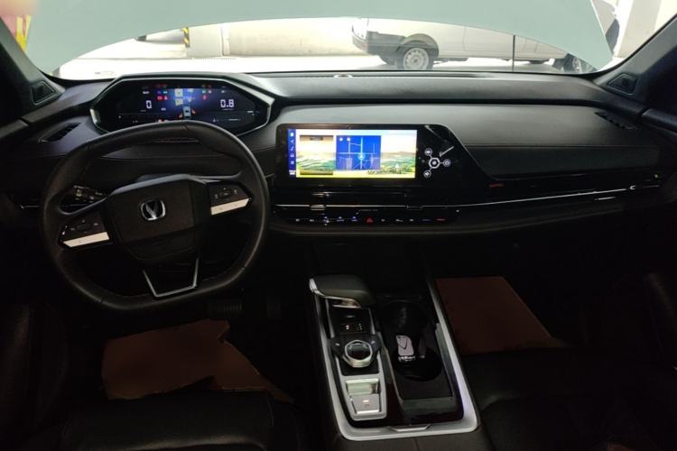 Used CHANGAN CS55PLUS 2024 3rd Generation 1.5T DCT Excellence Model Center Console
