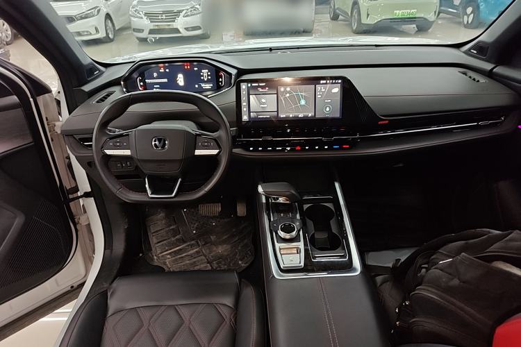 Used CHANGAN CS55PLUS 2024 3rd Generation 1.5T DCT Prestige Model Center Console