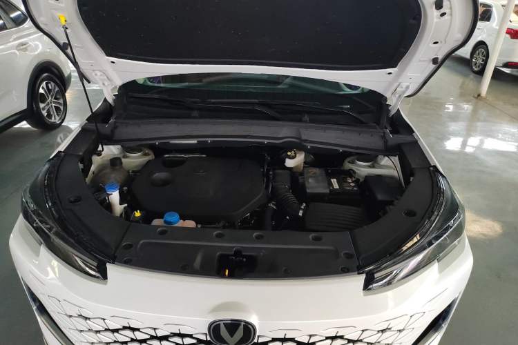 Used CHANGAN CS55PLUS 2024 3rd Generation 1.5T DCT Prestige Model Engine Bay