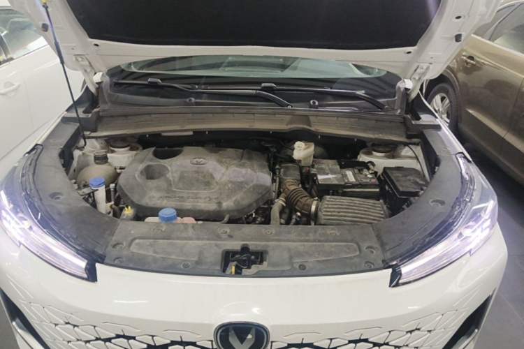 Used CHANGAN CS55PLUS 2024 3rd Generation 1.5T DCT Prestige Model Engine Bay