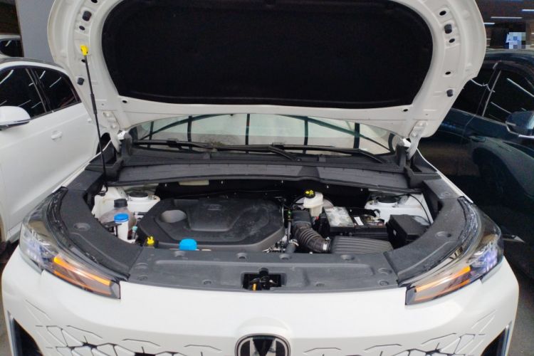 Used CHANGAN CS55PLUS 2024 3rd Generation 1.5T DCT Excellence Model Engine Bay