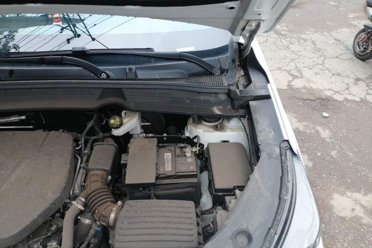 Used CHANGAN CS55PLUS 2024 3rd Generation 1.5T DCT Excellence Model Engine Bay Left