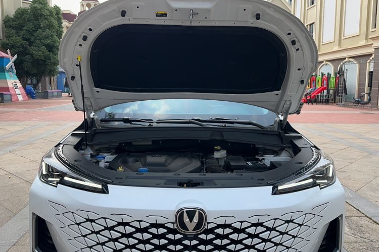 Used CHANGAN CS55PLUS 2024 3rd Generation 1.5T DCT Excellence Model Engine Bay