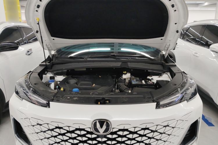 Used CHANGAN CS55PLUS 2024 3rd Generation 1.5T DCT Prestige Model Engine Bay