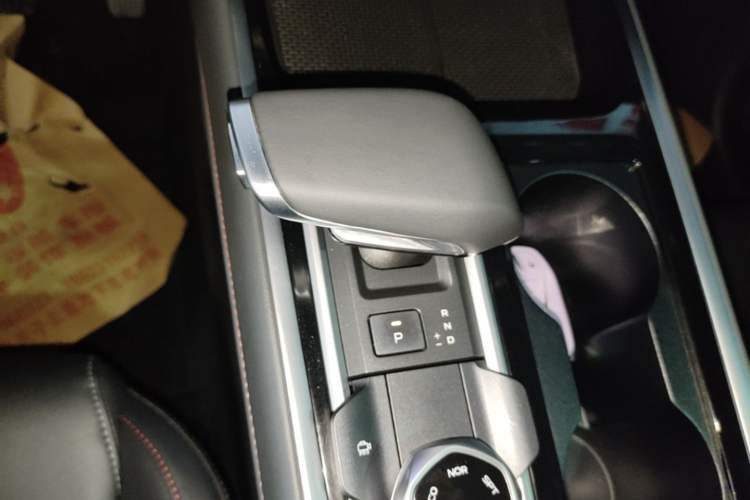 Used CHANGAN CS55PLUS 2024 3rd Generation 1.5T DCT Excellence Model Gear Lever