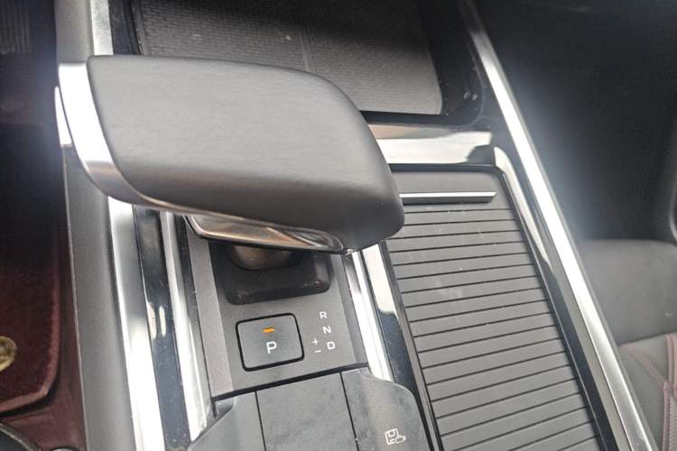 Used CHANGAN CS55PLUS 2024 3rd Generation 1.5T DCT Prestige Model Gear Lever
