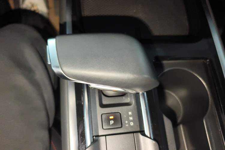 Used CHANGAN CS55PLUS 2024 3rd Generation 1.5T DCT Prestige Model Gear Lever