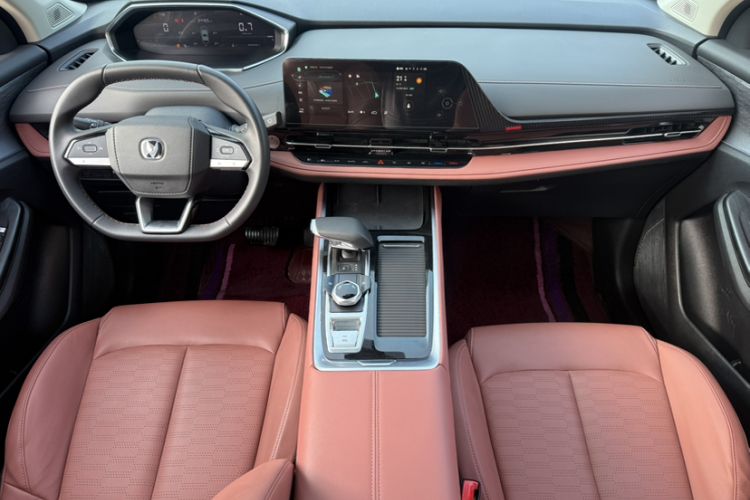 Used CHANGAN CS55PLUS 2024 3rd Generation 1.5T DCT Excellence Model Interior 1