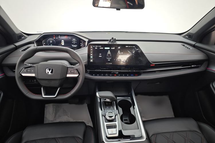 Used CHANGAN CS55PLUS 2024 3rd Generation 1.5T DCT Prestige Model Interior 3
