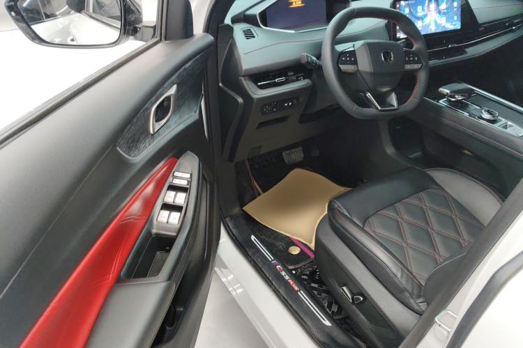 Used CHANGAN CS55PLUS 2024 3rd Generation 1.5T DCT Prestige Model Interior 3