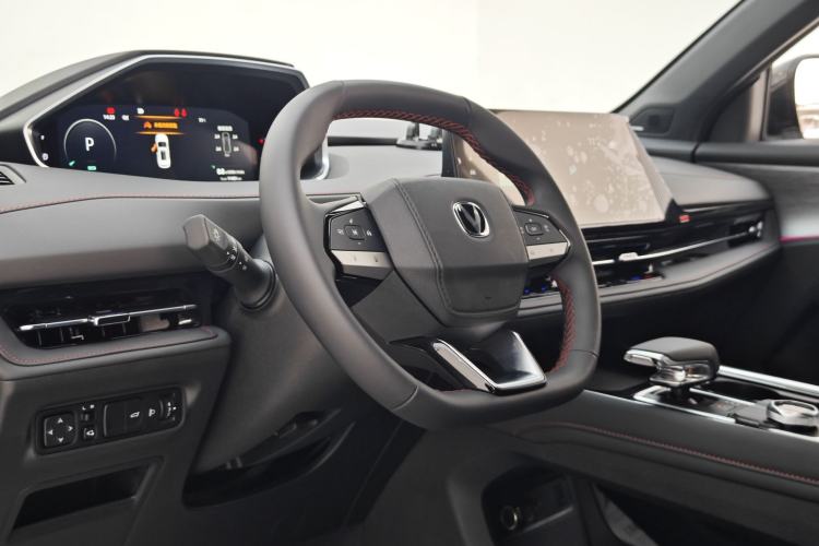 Used CHANGAN CS55PLUS 2024 3rd Generation 1.5T DCT Prestige Model Interior 6
