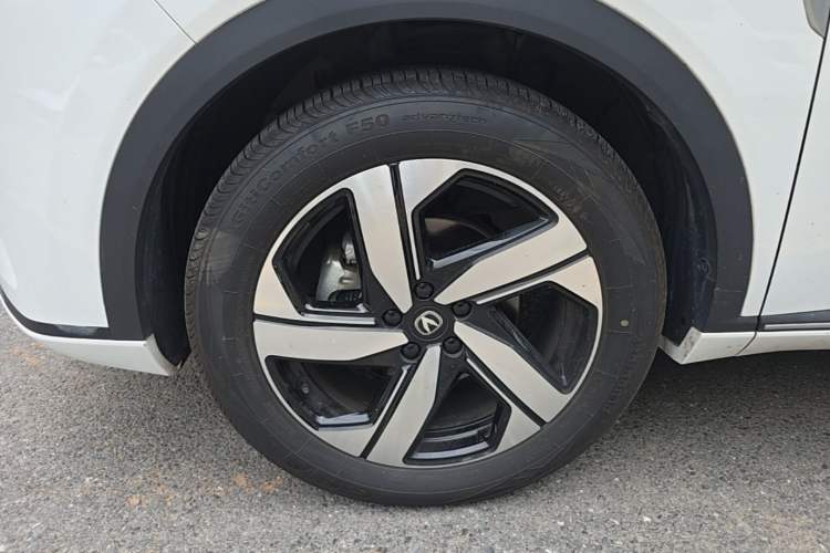 Used CHANGAN CS55PLUS 2024 3rd Generation 1.5T DCT Excellence Model Left Front Wheel Hub