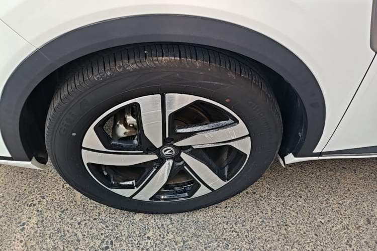 Used CHANGAN CS55PLUS 2024 3rd Generation 1.5T DCT Prestige Model Left Front Wheel Hub