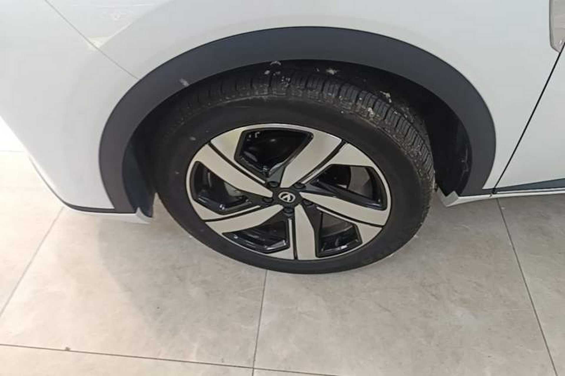 Used CHANGAN CS55PLUS 2024 3rd Generation 1.5T DCT Prestige Model Left Front Wheel Hub