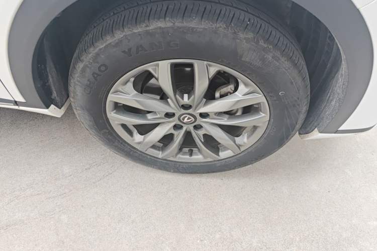Used CHANGAN CS55PLUS 2024 3rd Generation 1.5T DCT Light-Year Edition Right Front Wheel Hub