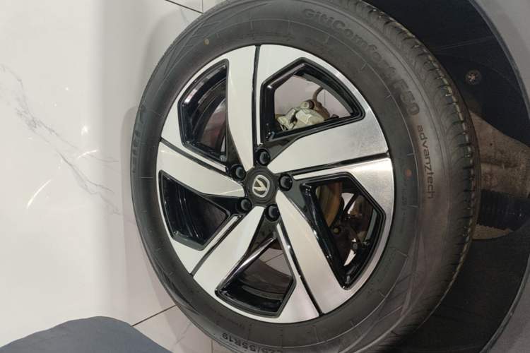 Used CHANGAN CS55PLUS 2024 3rd Generation 1.5T DCT Excellence Model Right Rear Wheel Hub