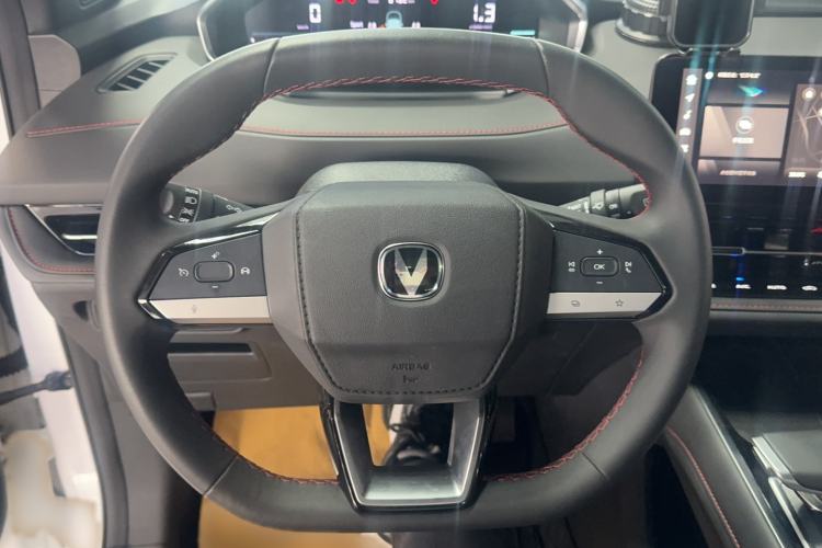 Used CHANGAN CS55PLUS 2024 3rd Generation 1.5T DCT Excellence Model Steering Wheel