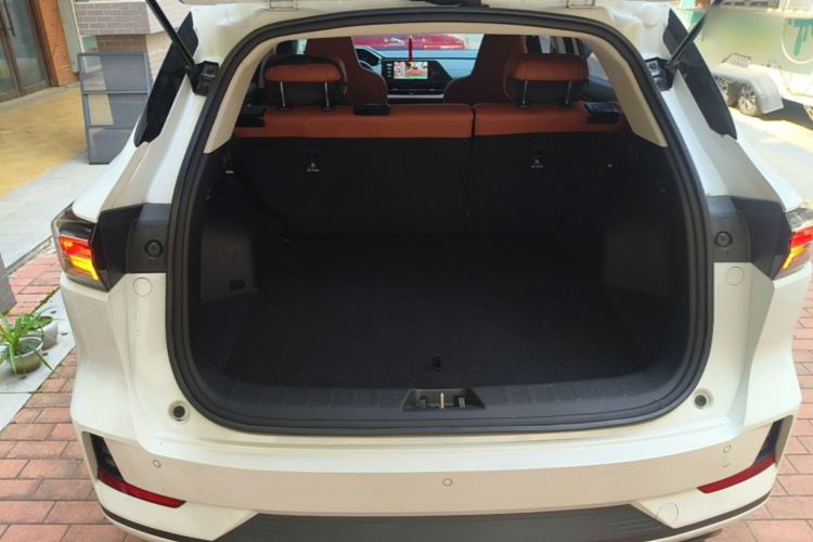 Used CHANGAN CS55PLUS 2024 3rd Generation 1.5T DCT Excellence Model Trunk